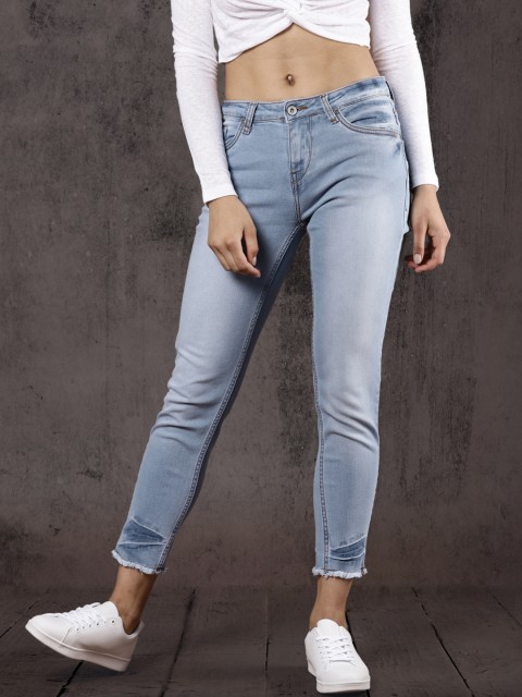 

Roadster Women Blue Skinny Fit Mid-Rise Clean Look Stretchable Cropped Jeans