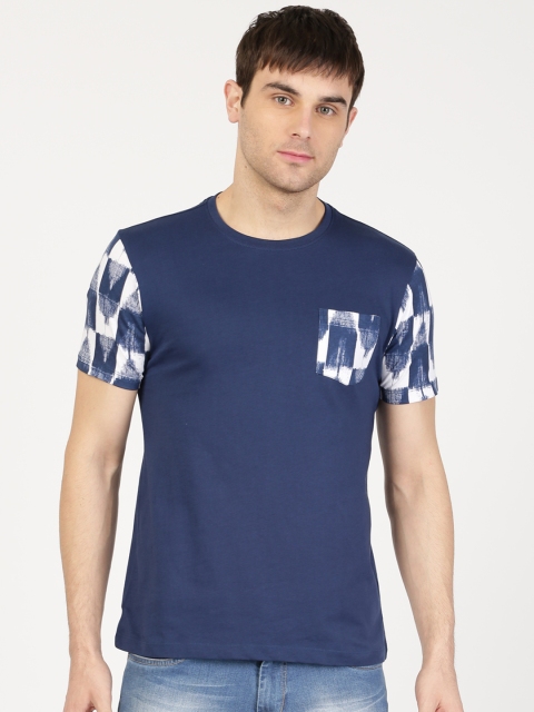 

ether Men Navy Blue Round Neck T-shirt with Ikat Detail