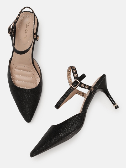 

DressBerry Women Black Solid Pumps