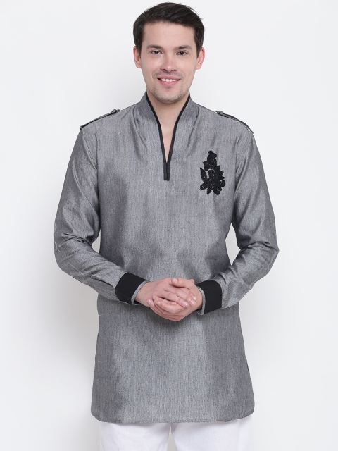 

Manish Creations Men Grey Straight Kurta with Embroidered Detail