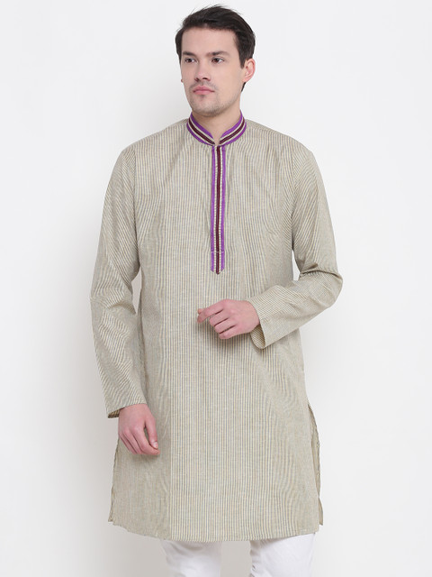 

Manish Creations Men Cream-Coloured & Navy Blue Striped Straight Kurta
