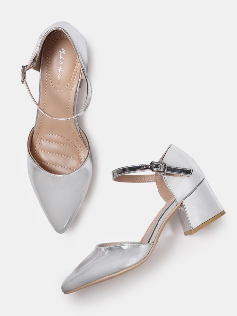 

Mast & Harbour Women Silver-Toned Solid Pumps