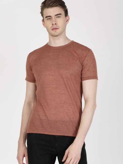 

ether Men Maroon Solid Round Neck T-shirt