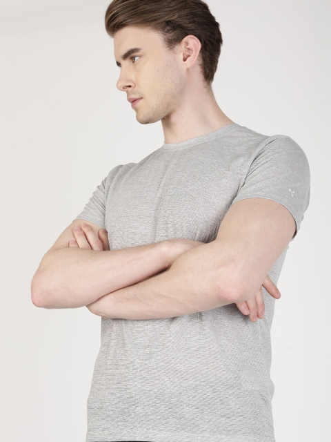 

ether Men Grey Striped Round Neck T-shirt