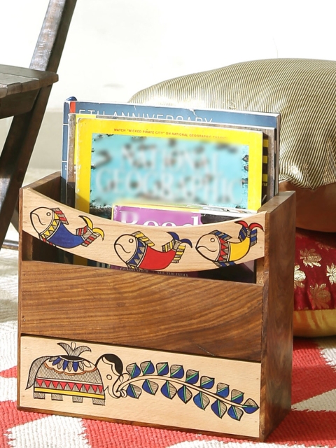 

VarEesha Brown Sheesham Wood Magazine Holders