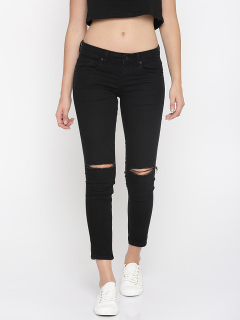 

Moda Rapido Women Black Skinny Fit Mid-Rise Cropped Slash Knee Stretchable Jeans