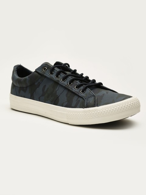 

LOCOMOTIVE Men Navy Blue Sneakers
