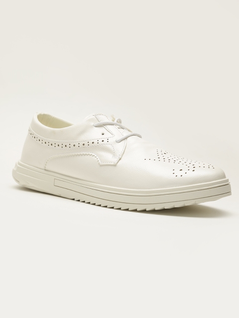 

LOCOMOTIVE Men White Perforated Skate Shoes