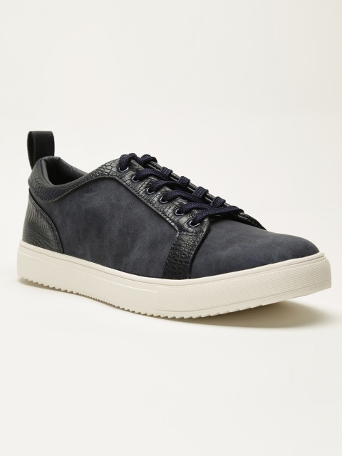 

LOCOMOTIVE Men Blue Sneakers