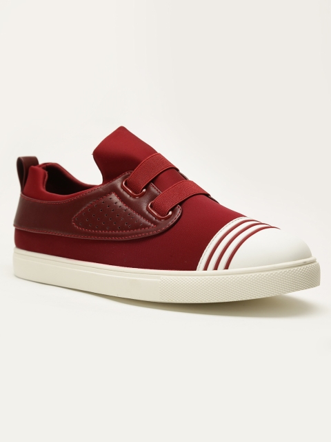 

LOCOMOTIVE Men Maroon Sneakers