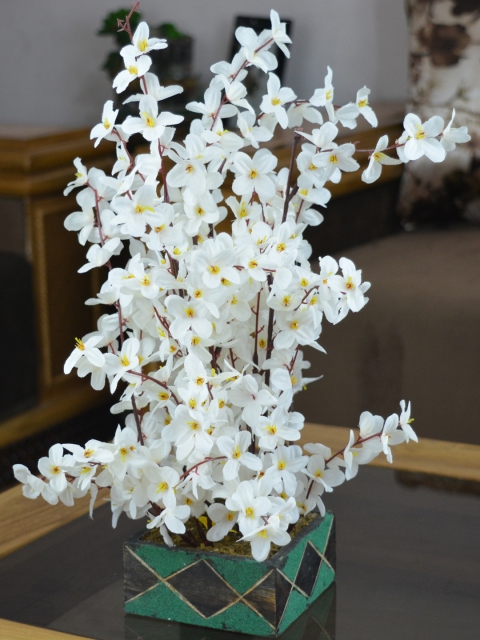 

fancy mart Artificial Flower Arrangement Mini Blossom with Pot, White