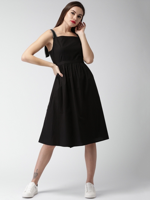 

Mast & Harbour Women Black Solid Fit and Flare Dress