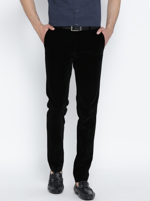 

United Colors of Benetton Men Black Slim Fit Velvet Finish Trousers