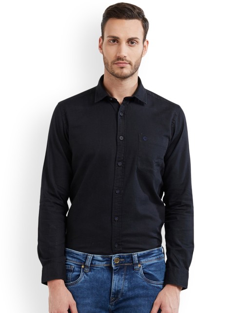 

Integriti Men Black Slim Fit Solid Semiformal Shirt