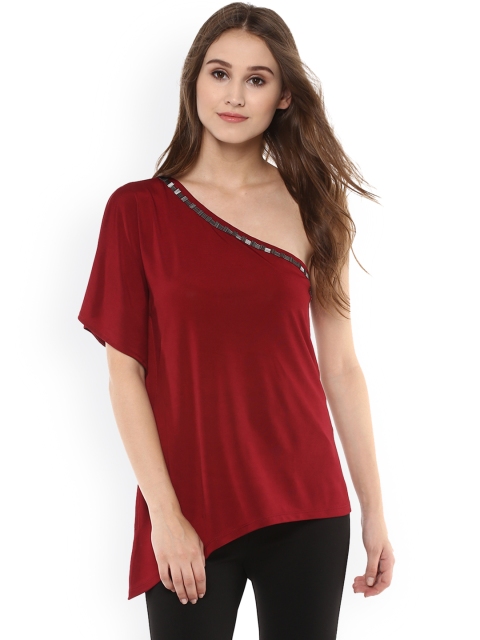 

Kazo Women Maroon Solid High-Low Top