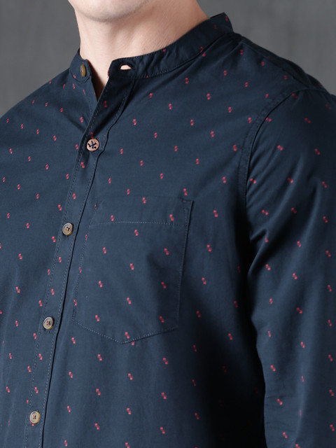 

WROGN Men Navy Slim Fit Printed Casual Shirt, Blue