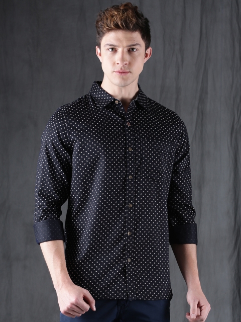 

WROGN Men Navy Blue Slim Fit Printed Casual Shirt