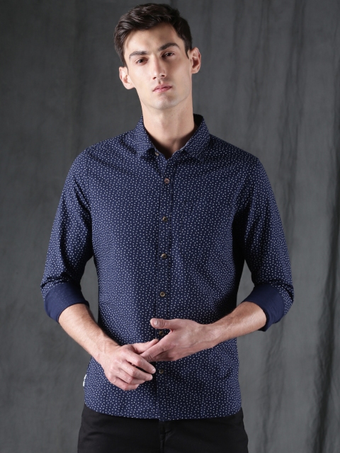 

WROGN Men Navy Slim Fit Printed Casual Shirt, Navy blue