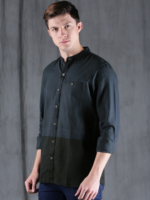 

WROGN Men Navy Blue & Black Slim Fit Colourblocked Casual Shirt