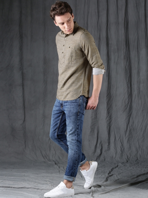 

WROGN Men Beige & Navy Smart Relaxed Fit Striped Casual Shirt