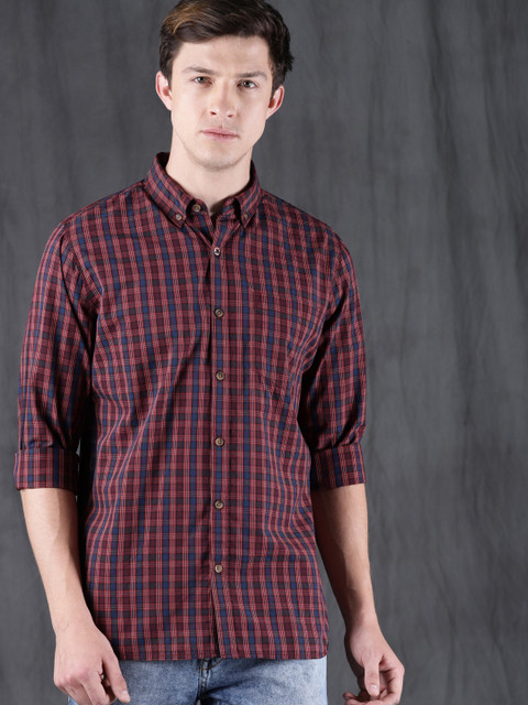 

WROGN Men Maroon Smart Regular Fit Checked Casual Shirt