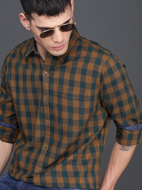 

WROGN Men Brown & Green Regular Fit Checked Casual Shirt