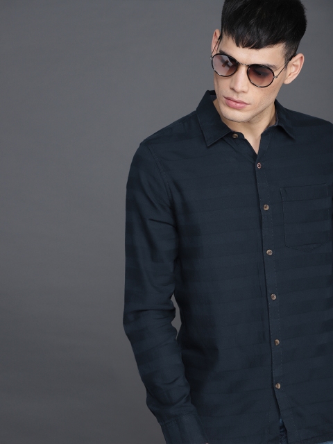 

WROGN Men Navy Blue Slim Fit Solid Casual Shirt
