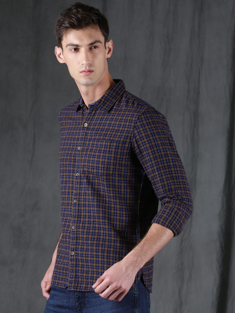 

WROGN Men Brown & Navy Blue Slim Fit Checked Casual Shirt