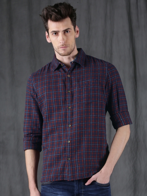 

WROGN Men Navy & Red Slim Fit Checked Casual Shirt, Navy blue