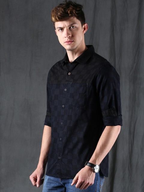

WROGN Men Navy Slim Fit Checked Casual Shirt, Navy blue