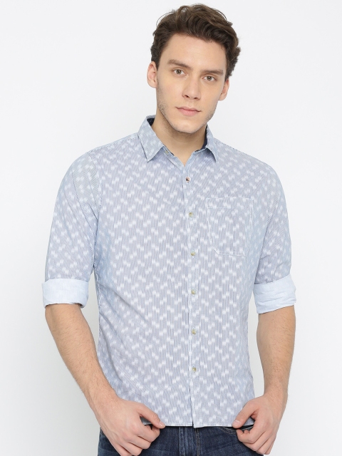 

WROGN Men White & Navy Blue Slim Fit Striped Casual Shirt
