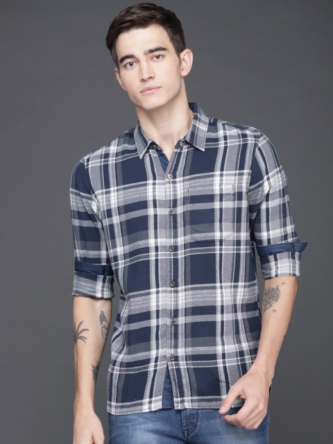 

WROGN Men Navy Blue & Grey Slim Fit Checked Casual Shirt