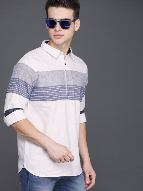 

WROGN Men Off-White & Blue Relaxed & Smart Fit Striped Casual Shirt