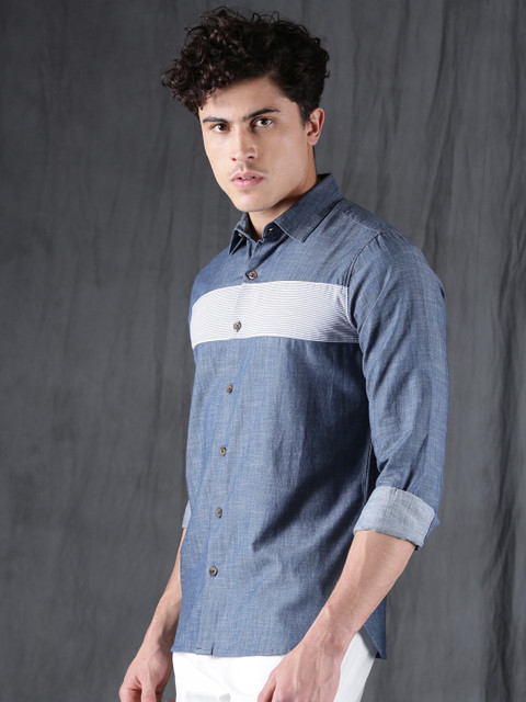 

WROGN Men Blue Relaxed & Smart Fit Solid Casual Shirt