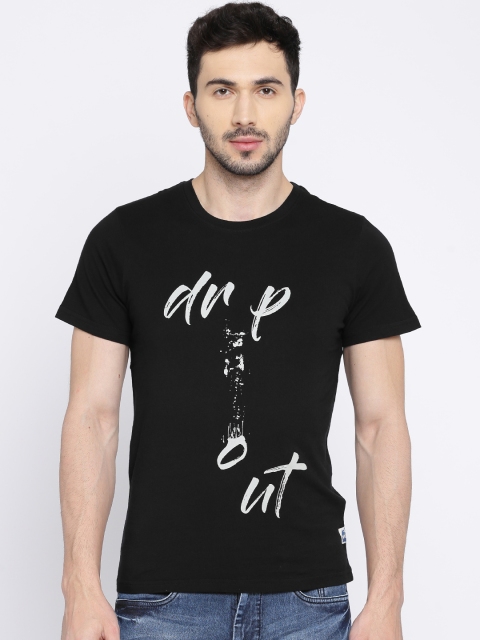 

WROGN Men Black Printed Round Neck T-shirt