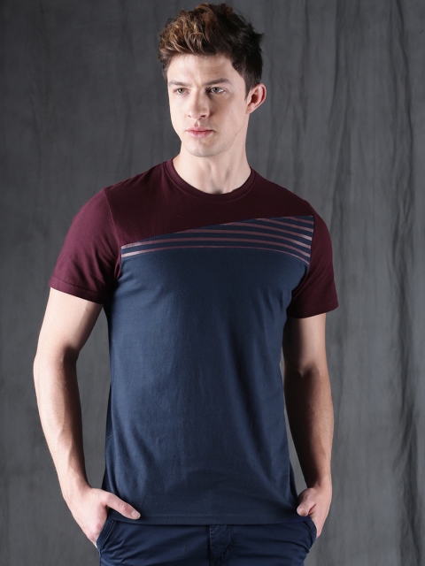 

WROGN Men Navy Blue & Maroon Solid Round Neck T-shirt