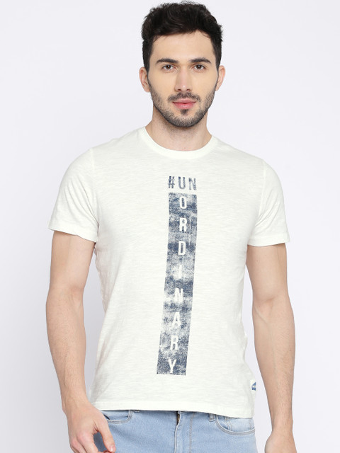 

WROGN Men Off-White Printed Slim Fit Round Neck T-shirt