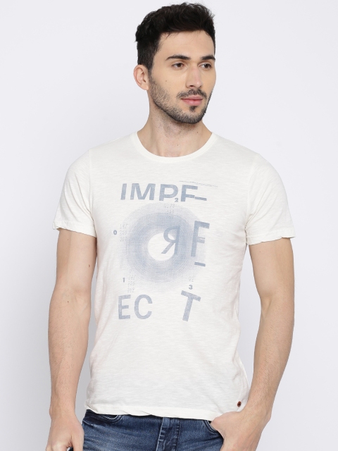 

WROGN Men Off-White Printed Slim Fit Round Neck T-shirt