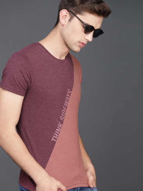

WROGN Men Maroon & Peach-Coloured Colourblocked Round Neck T-shirt