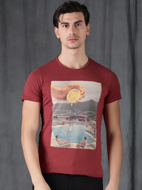 

WROGN Men Red Printed Round Neck T-shirt
