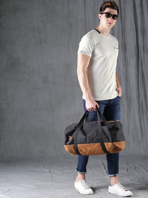 

WROGN Men Grey Melange Solid Round Neck T-shirt