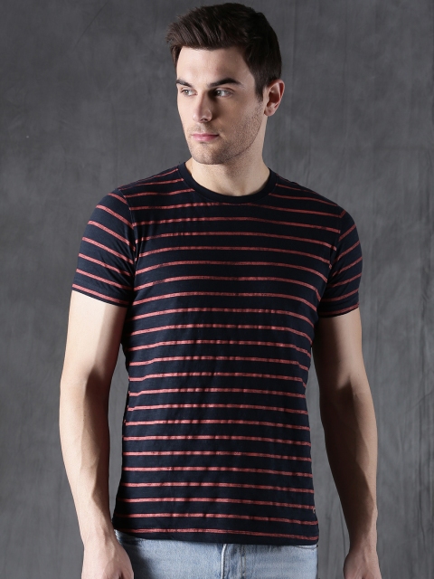 

WROGN Men Navy Blue & Coral Orange Striped Round Neck T-shirt