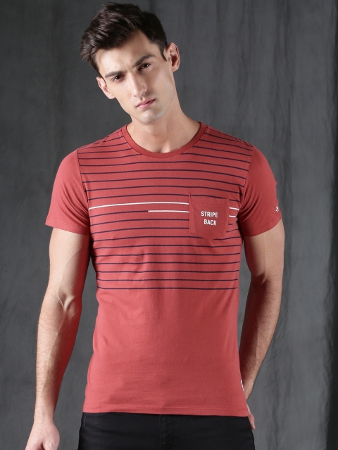 

WROGN Men Red Slim Fit Striped Round Neck T-shirt
