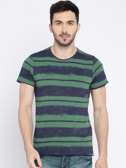 

WROGN Men Blue & Green Striped Round Neck T-shirt