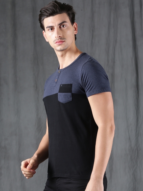 

WROGN Men Blue Colourblocked Henley Neck T-shirt