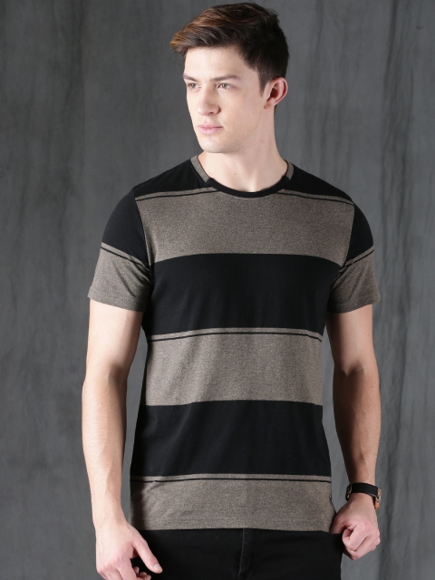 

WROGN Men Black & Brown Striped Slim Fit Round Neck T-shirt