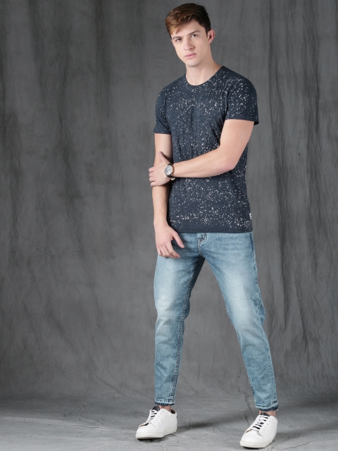 

WROGN Men Blue Dyed Round Neck T-shirt