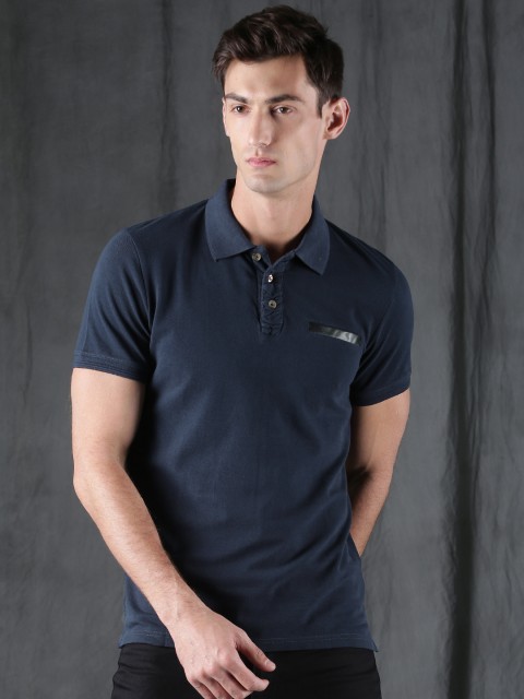 

WROGN Men Navy Slim Fit Solid Polo Collar T-shirt, Navy blue