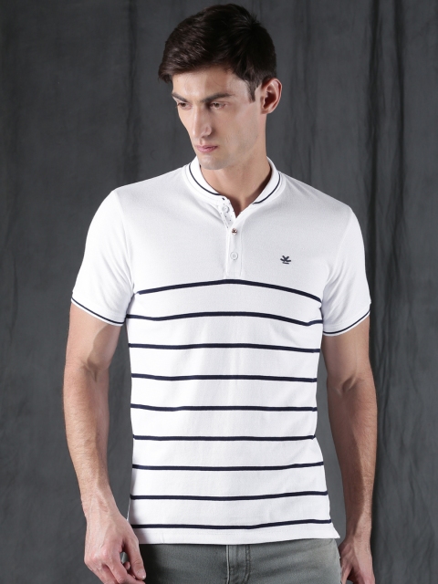 

WROGN Men White Slim Fit Striped Polo Collar T-shirt