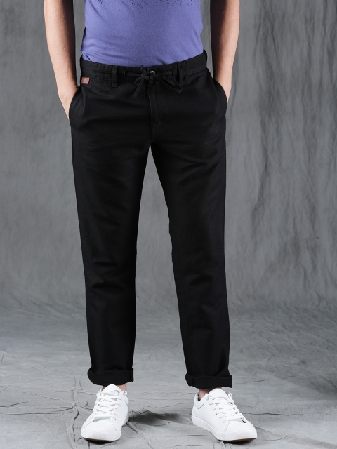 

WROGN Men Black Regular Fit Solid Regular Trousers